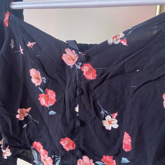 H&M Puff Sleeve Floral cropped Blouse Sweetheart - Picture 3 of 5